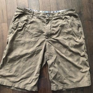 LuLulemon Men’s Brown Beige Plaid Shorts